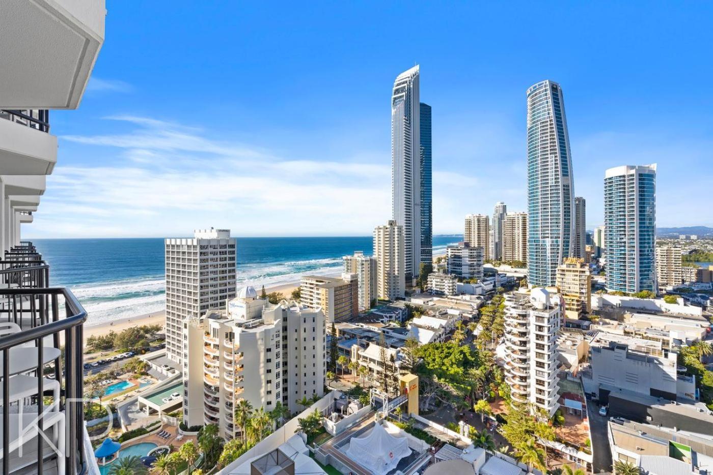 Hotel Apartments On 22 View Avenue, Surfers Paradise Gold Coast Bagian luar foto
